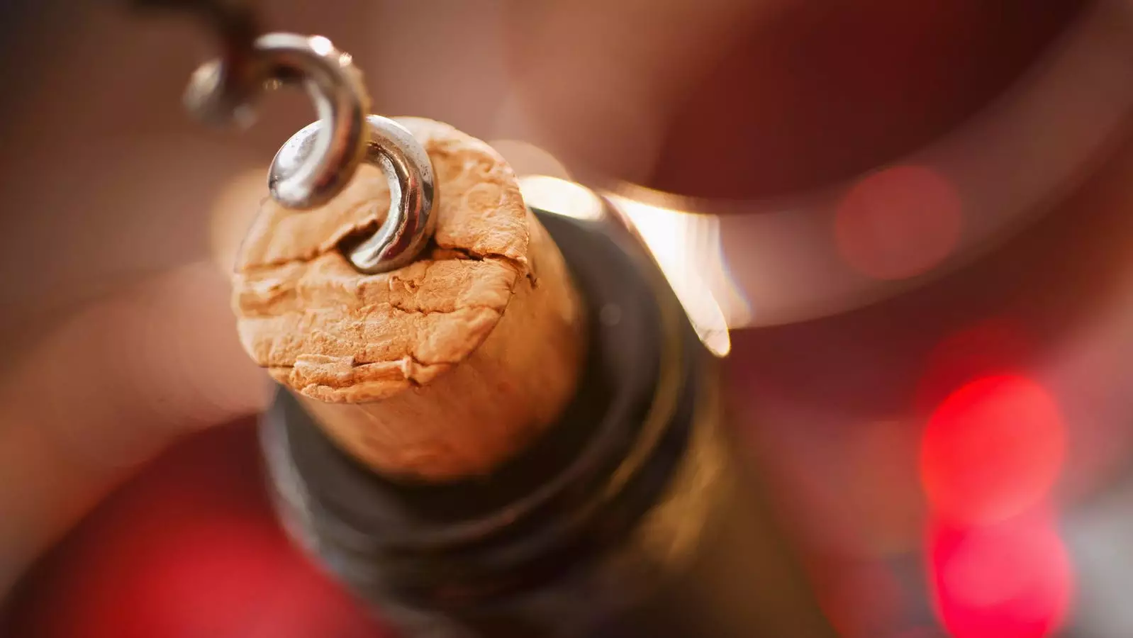 The Psychology Behind Wine Packaging: Uncorking Consumer Perceptions