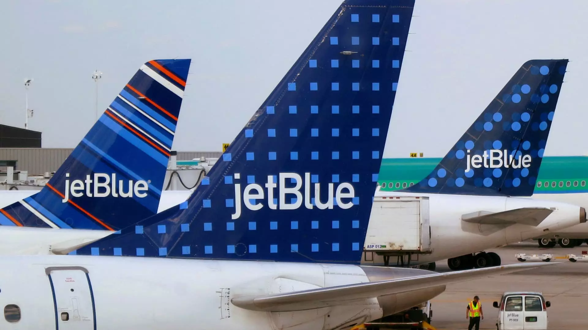 JetBlue Airways Faces Groundbreaking Penalty for Flight Delays: A Deeper Examination