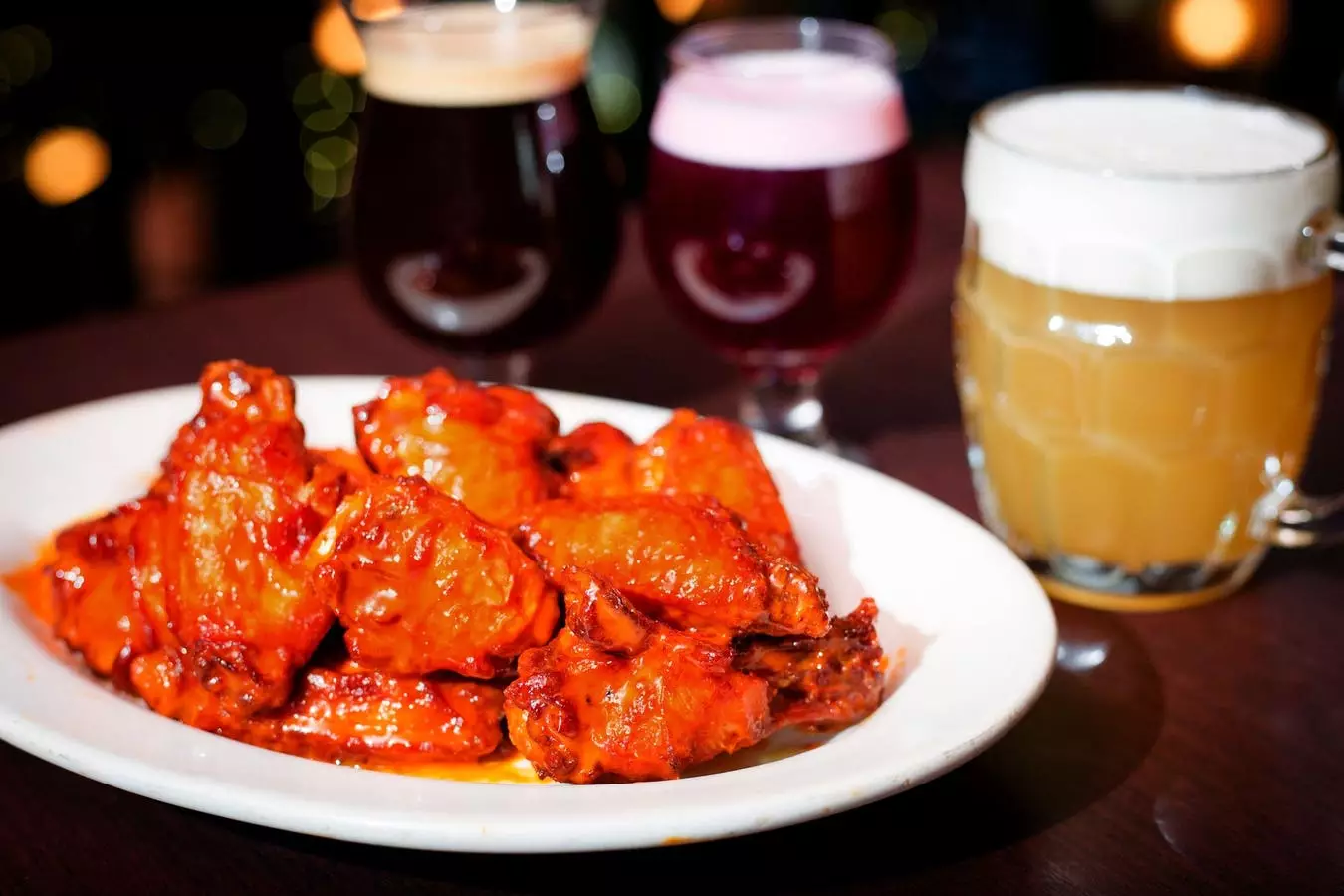 The Ultimate Guide to Beer and Wing Pairings for Super Bowl Sunday