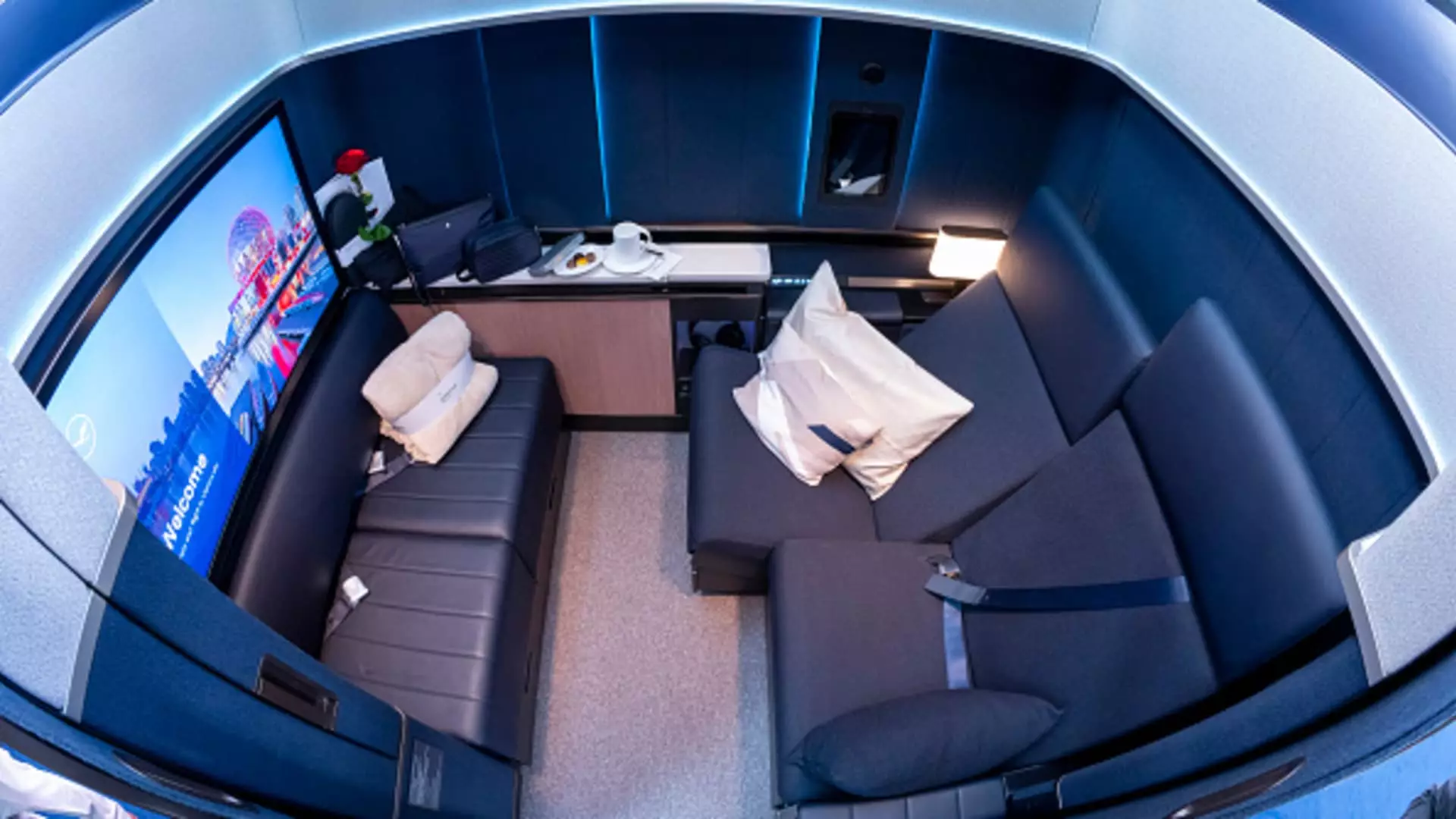 The Luxury Delay: Navigating the Challenges of Modern Air Travel Cabins