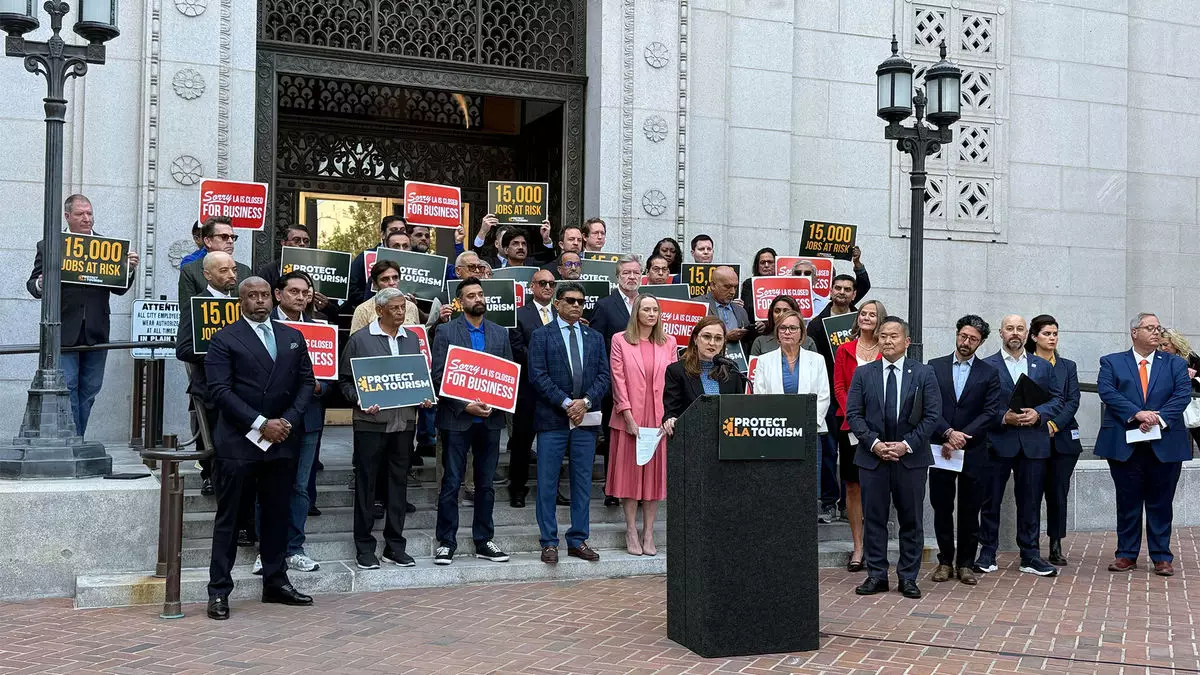 Empowering Tourism Workers: The $30 Minimum Wage Debate in Los Angeles